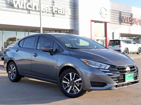 New 2025 Nissan Versa SV w/ Trunk Package image 1