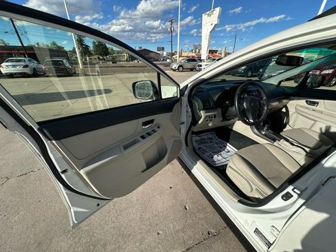 Used 2014 Subaru Crosstrek 2.0i Limited w/ Popular Package #2 image 9