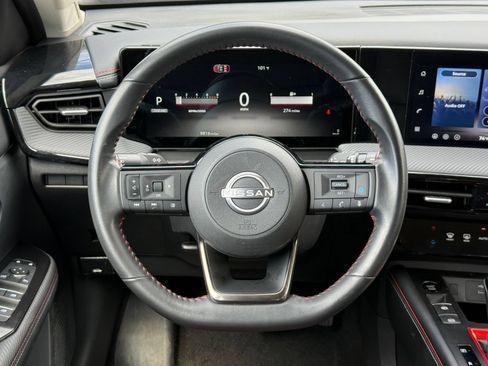 Used 2026 Nissan Kicks SR AWD/4WD image 23