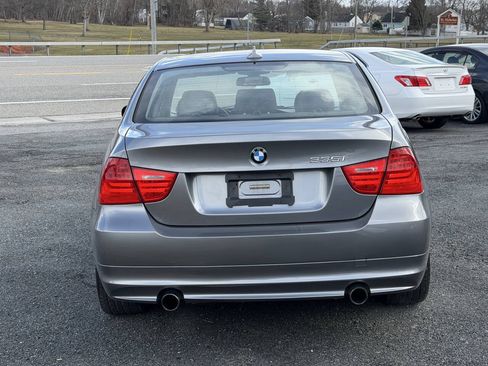 Used 2011 BMW 335i xDrive Sedan AWD/4WD image 6