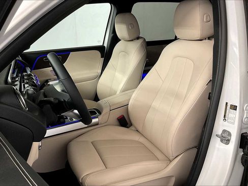 New 2025 Mercedes-Benz GLB 250 GLB 250 image 14