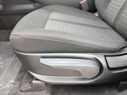 New 2026 Kia Sorento LX FWD image 17