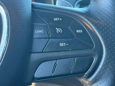 Used 2019 Dodge Durango R/T image 23