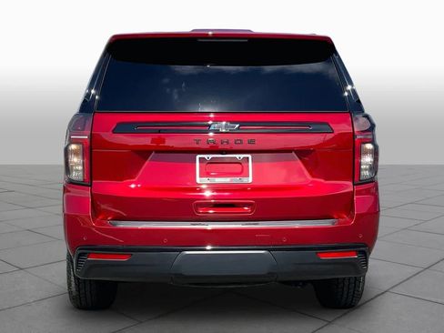 Used 2024 Chevrolet Tahoe Z71 w/ Luxury Package AWD/4WD image 4