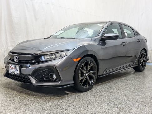 Used 2018 Honda Civic Sport image 2