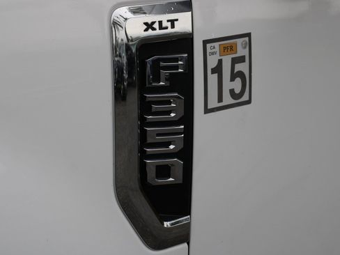 Used 2019 Ford F350 XLT image 44