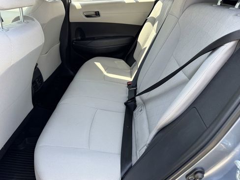 Used 2022 Toyota Corolla Cross LE FWD image 12
