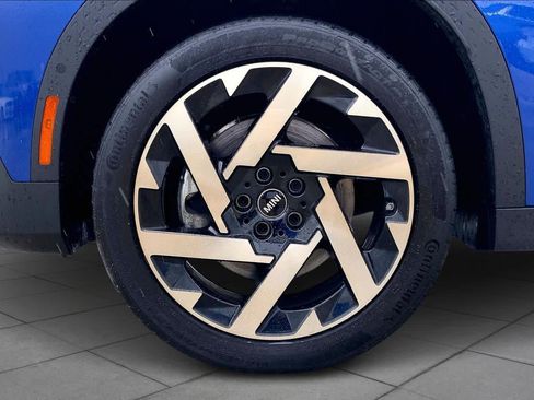 Used 2025 MINI Cooper Countryman S w/ Comfort Package Max image 10