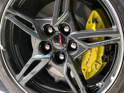 Used 2021 Chevrolet Corvette Stingray Preferred Conv w/ Battery Protection Package RWD image 28