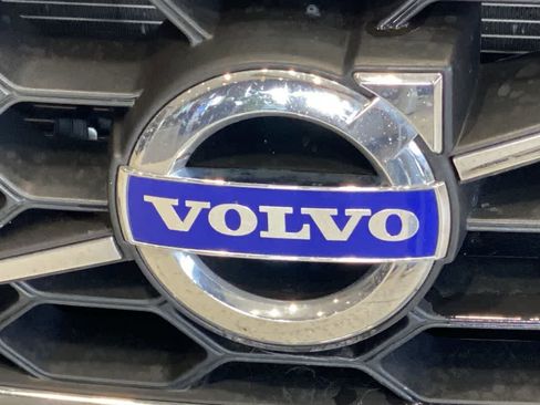 Used 2016 Volvo XC70 T5 Premier w/ Proximity Package image 10