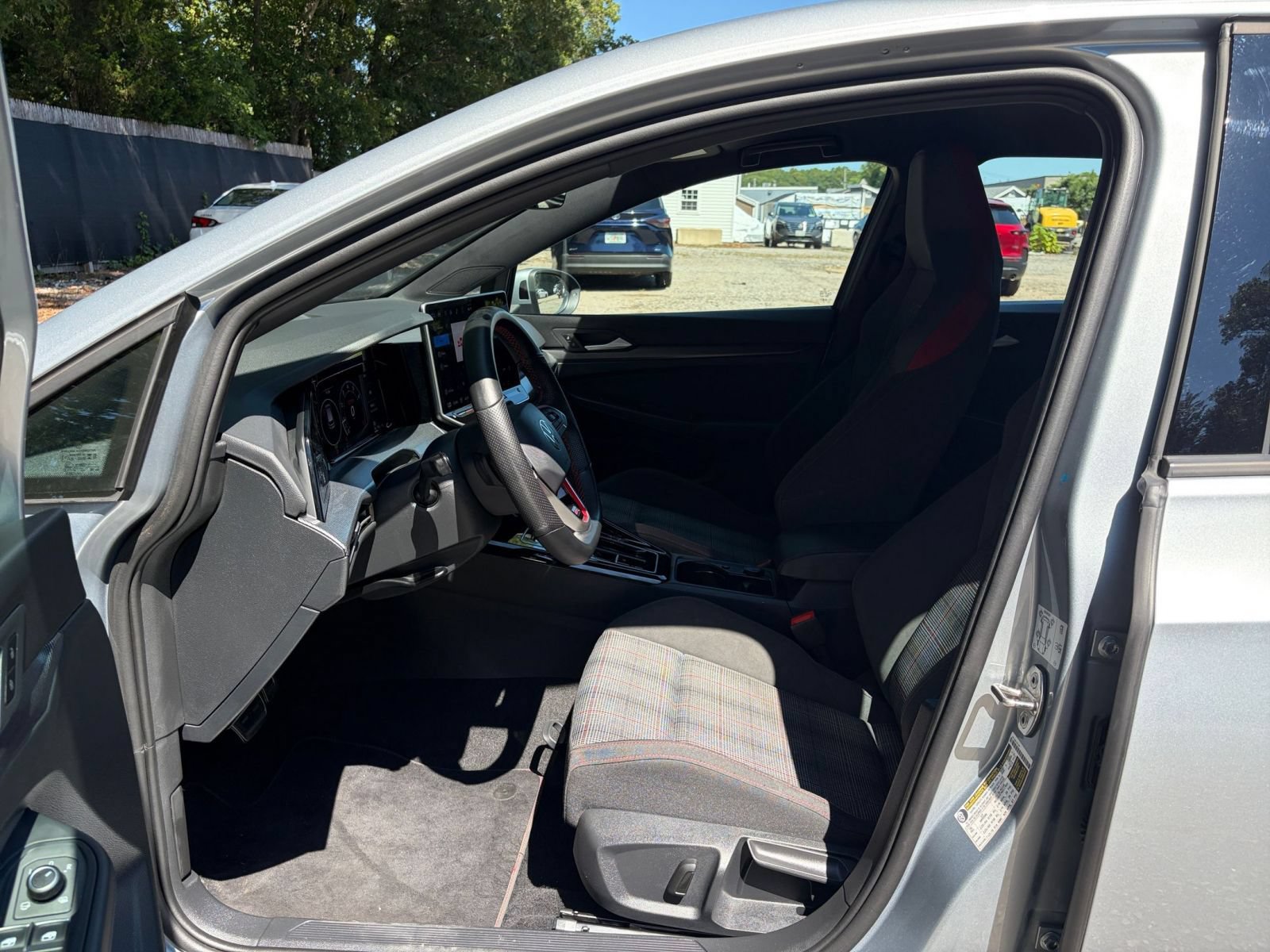 Used 2026 Volkswagen Golf S FWD image 26