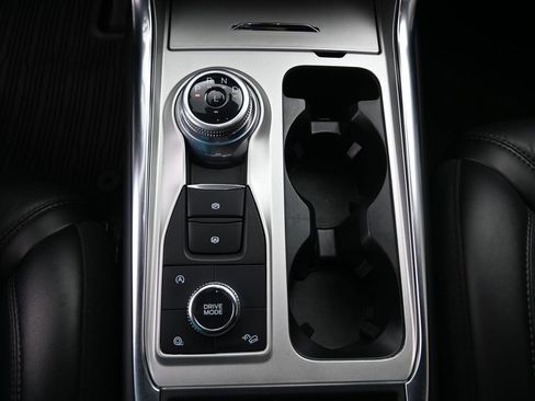 Certified 2023 Ford Explorer Platinum w/ Technology Package image 19