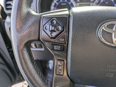 Used 2017 Toyota 4Runner SR5 image 17