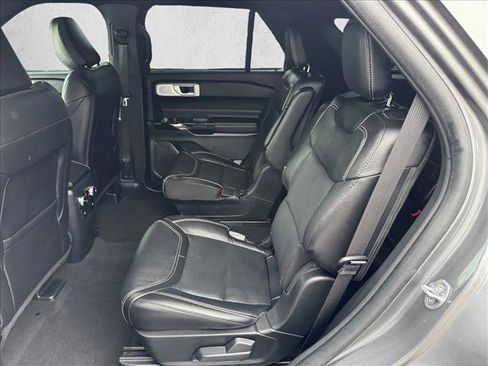 Used 2024 Ford Explorer ST w/ Equipment Group 401A image 18