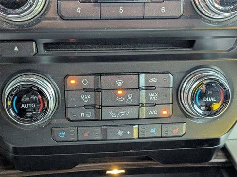 Used 2016 Ford F150 Lariat w/ Equipment Group 501A Mid image 18