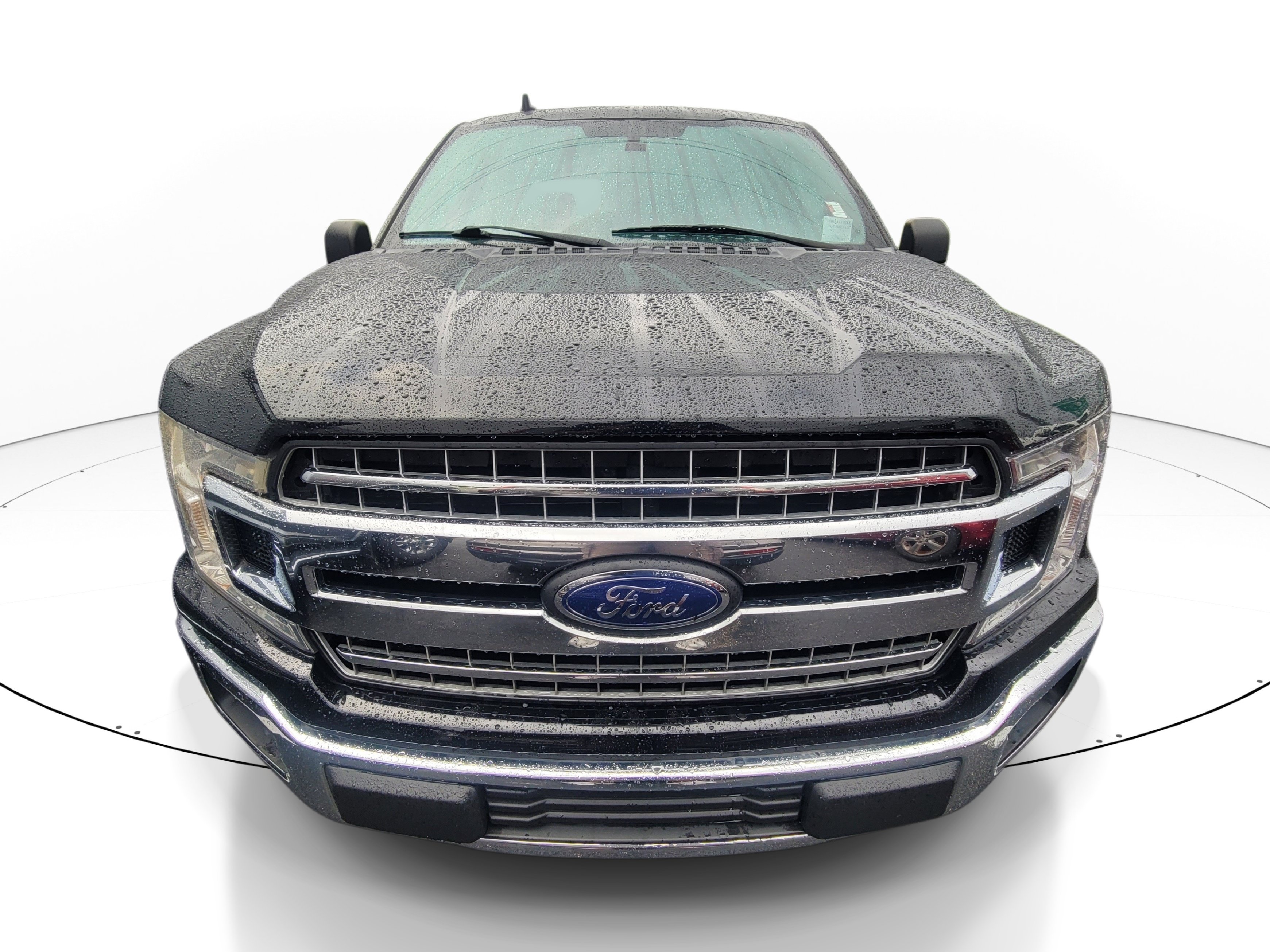 Used 2018 Ford F150 XLT w/ Equipment Group 302A Luxury RWD image 2