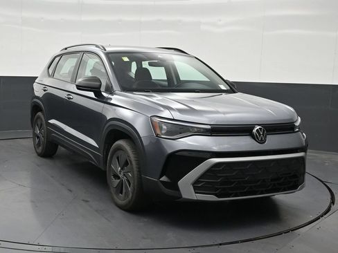 Used 2026 Volkswagen Taos S FWD image 7