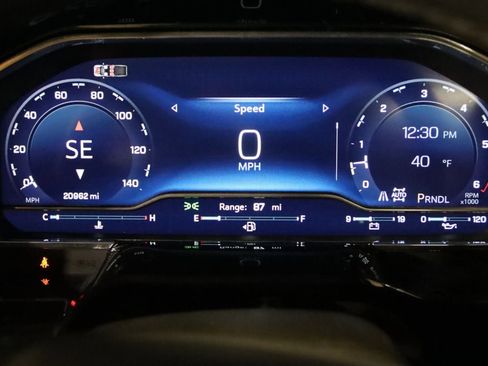 Used 2024 Chevrolet Silverado 2500 LTZ image 40