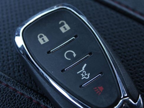 Used 2023 Chevrolet Traverse RS w/ LPO, Floor Liner Package image 18