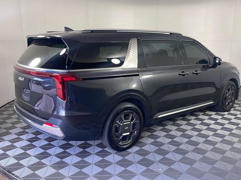 Used 2026 Kia Carnival SX FWD image 4