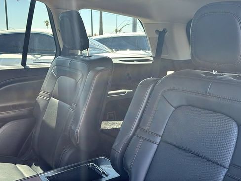 Used 2021 Lincoln Aviator Reserve w/ Equipment Group 201A RWD image 23