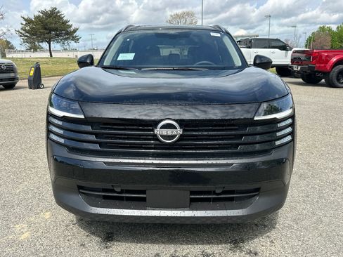 New 2026 Nissan Kicks SV w/ SV Premium Package image 2