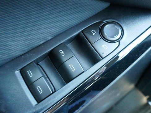 New 2026 Chevrolet Equinox LT image 13