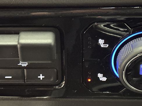 Used 2022 Chevrolet Silverado 1500 LT Trail Boss w/ Protection Package image 34