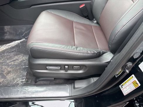 New 2026 Honda Ridgeline Black Edition image 17