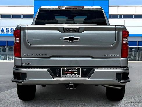 New 2026 Chevrolet Silverado 1500 Custom image 4