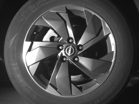 Used 2025 Nissan Rogue SV image 15