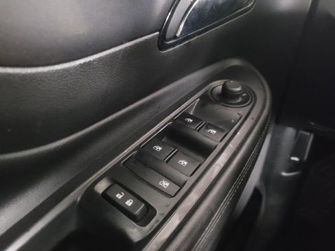 Used 2018 Buick Encore Preferred AWD/4WD image 27