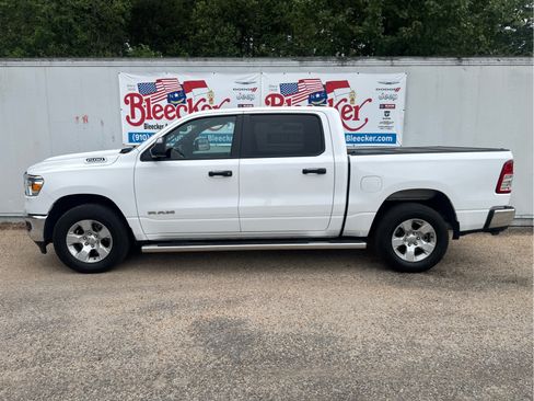 Used 2024 RAM 1500 Big Horn w/ Trailer Tow Group RWD image 6