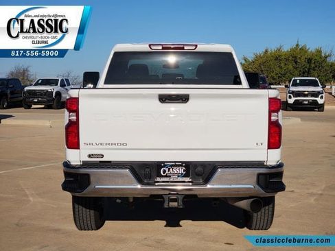 Used 2025 Chevrolet Silverado 2500 LT w/ Convenience Package AWD/4WD image 9