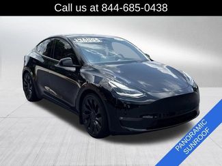 Used 2022 Tesla Model Y Performance AWD/4WD video 3