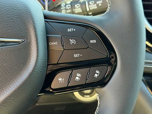 New 2026 Chrysler Pacifica Select w/ S Appearance Package FWD image 18