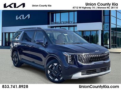 New 2026 Kia Carnival EX