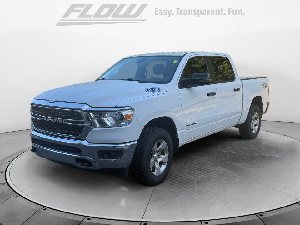 Used 2023 RAM 1500 Big Horn AWD/4WD image 3