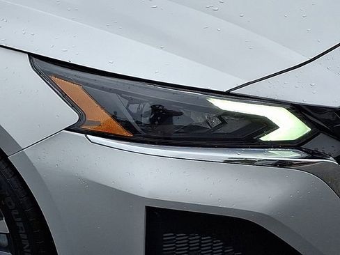 Used 2024 Nissan Altima 2.5 SV image 11