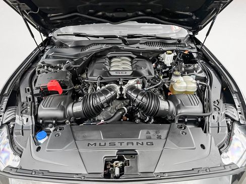 Used 2024 Ford Mustang GT Premium image 34