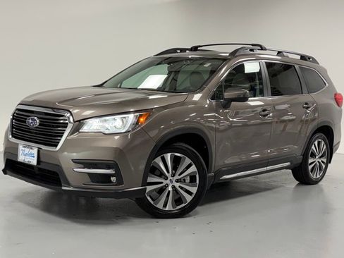 Used 2022 Subaru Ascent Limited w/ Technology Package image 1