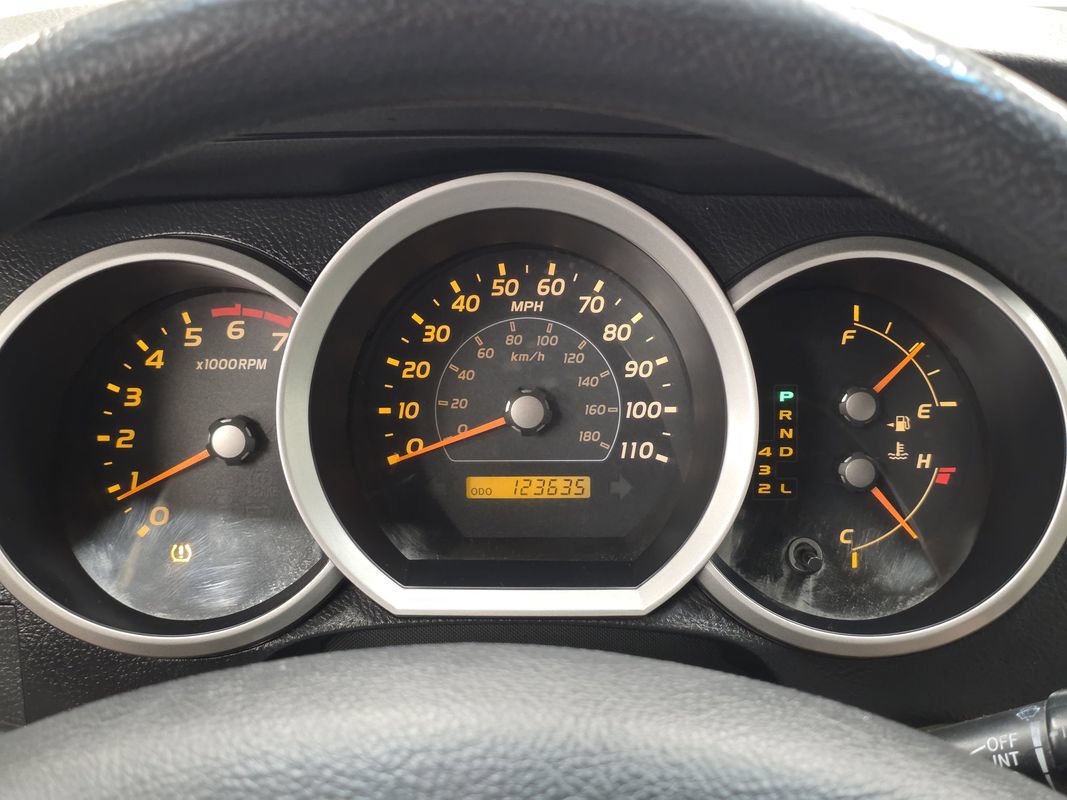 Used 2006 Toyota 4Runner SR5 AWD/4WD image 33