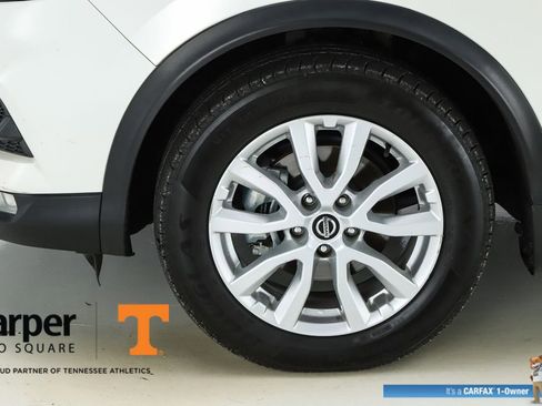 Used 2020 Nissan Rogue Sport SV w/ All-Weather Package AWD/4WD image 5