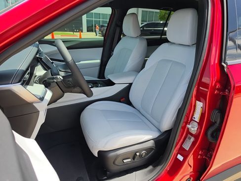 New 2026 Jeep Cherokee Laredo AWD/4WD image 13