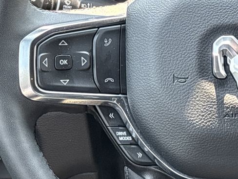 Used 2025 RAM 1500 Laramie w/ Sport Appearance Package AWD/4WD image 21
