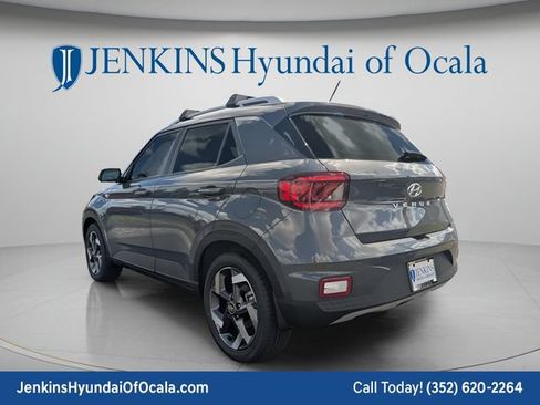 New 2026 Hyundai Venue SEL FWD image 5