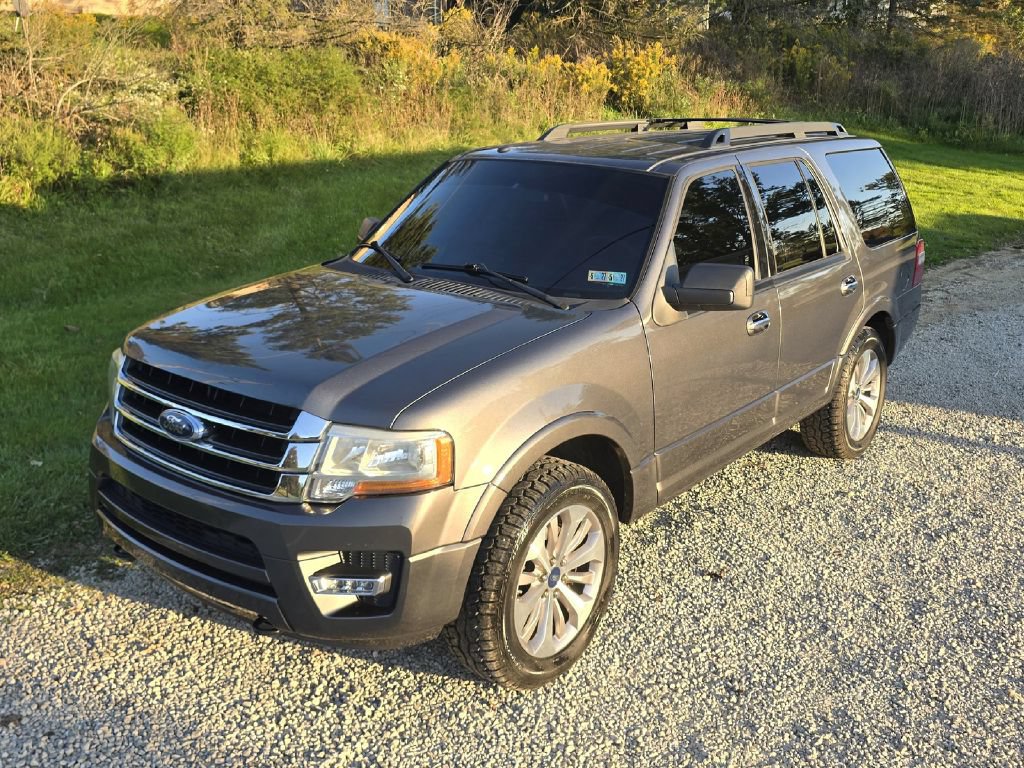 Used 2015 Ford Expedition XLT w/ Equipment Group 202A AWD/4WD image 1