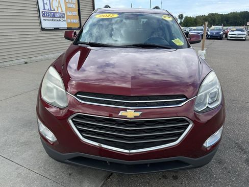 Used 2017 Chevrolet Equinox LT w/ Convenience Package FWD image 2