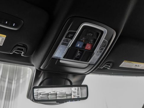 Used 2022 RAM 3500 Limited AWD/4WD image 23