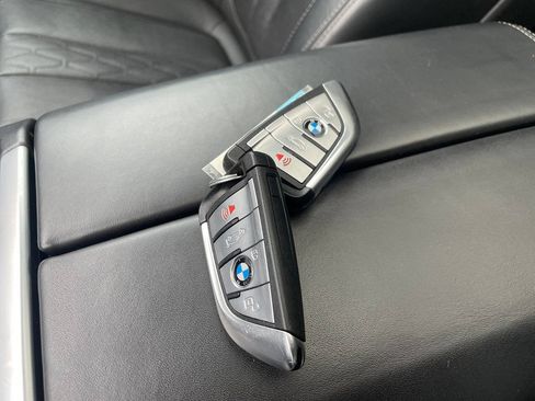 Used 2020 BMW X5 xDrive40i w/ M Sport Package AWD/4WD image 19